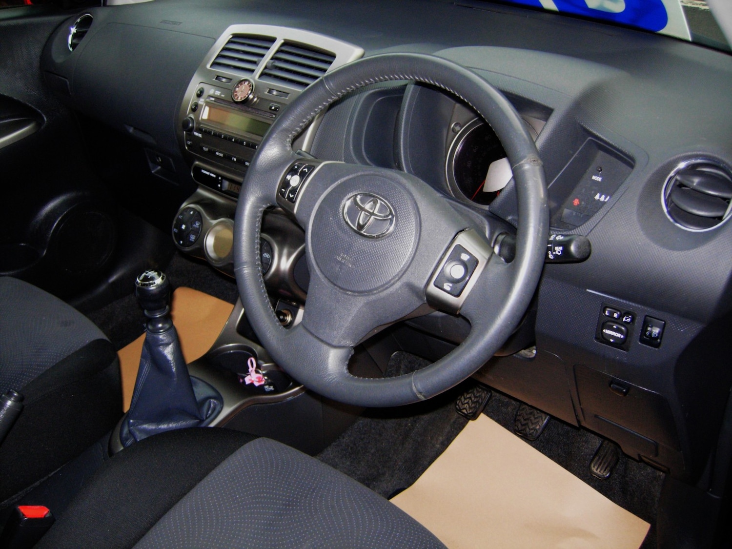 Used Toyota Urbancruiser 2012 for sale - 76631553: Photo 7