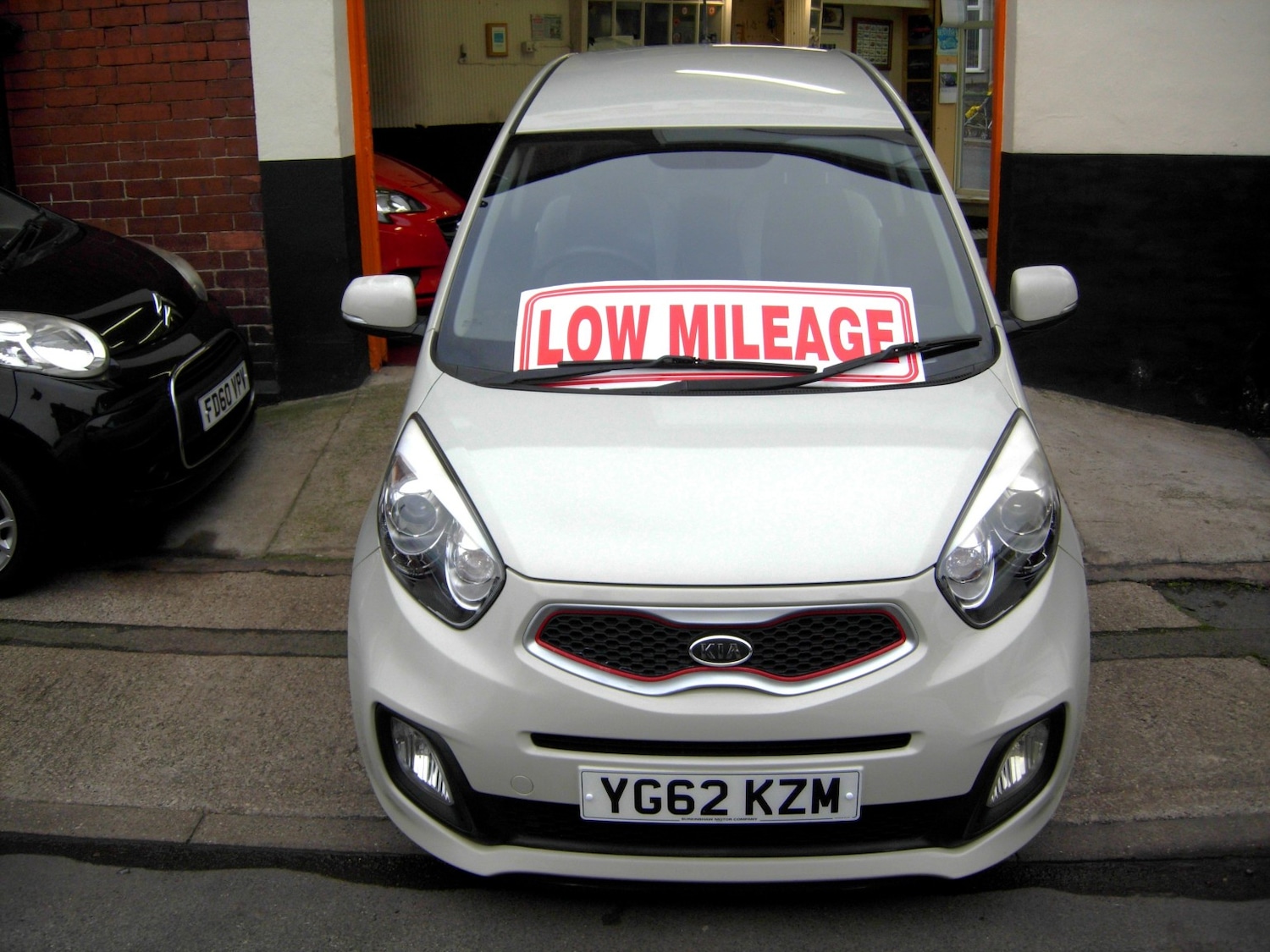 Used Kia Picanto 2012 for sale - 77073010: Photo 3