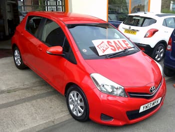 Used Toyota Yaris 2013 for sale - 79656395: Photo