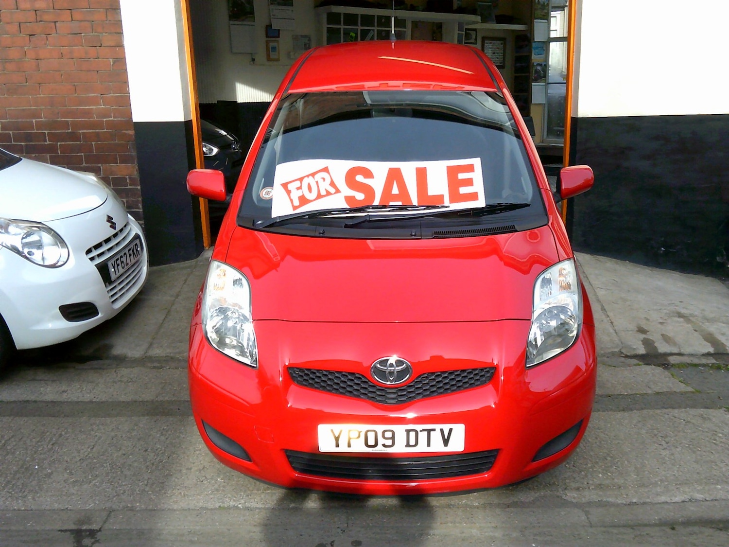 Used Toyota Yaris 2009 for sale - 78182928: Photo 2