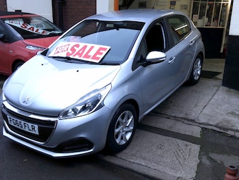 Used Peugeot 208 2016 for sale - 77742899: Photo
