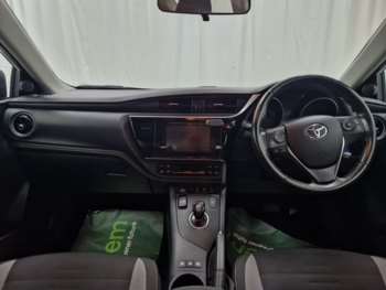Used Toyota Auris 2016 for sale - 73900459: Photo