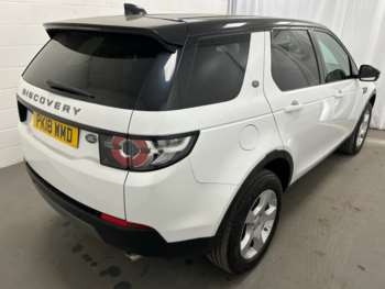 Used Land Rover Discovery Sport 2018 for sale - 74344752: Photo