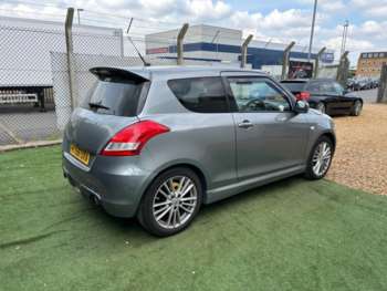 Used Suzuki Swift 2016 for sale - 74734355: Photo