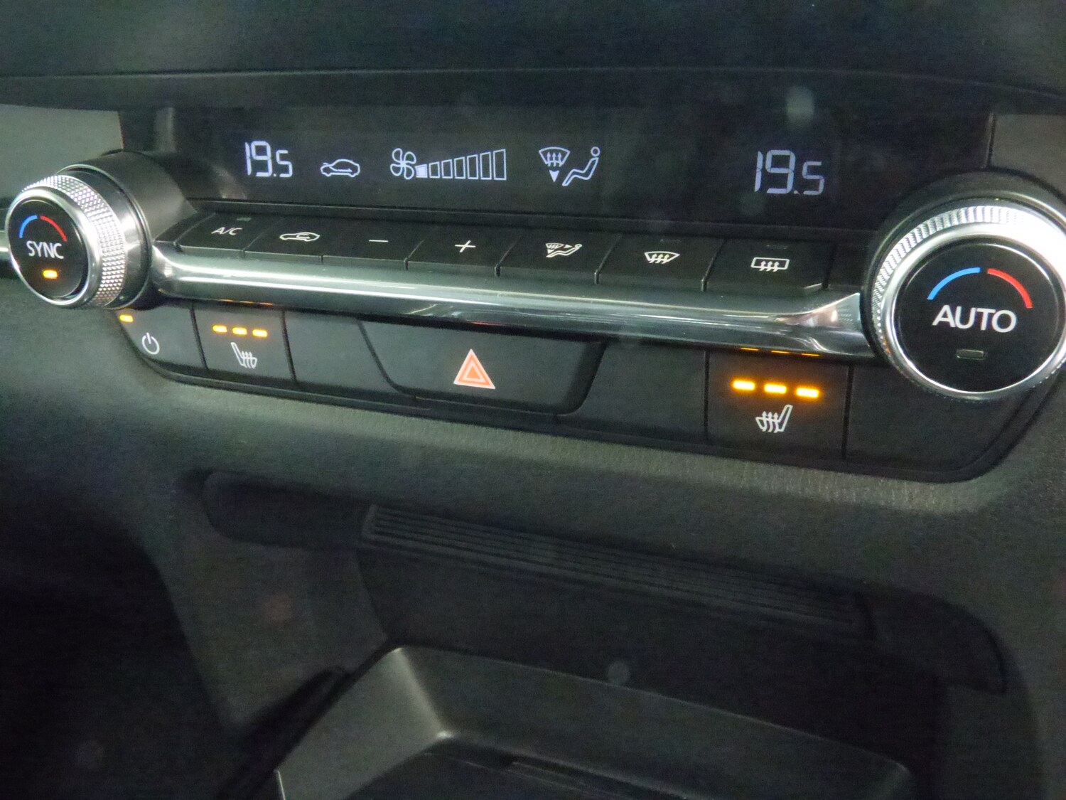 Used Mazda CX-30 2024 for sale - 75879509: Photo 23