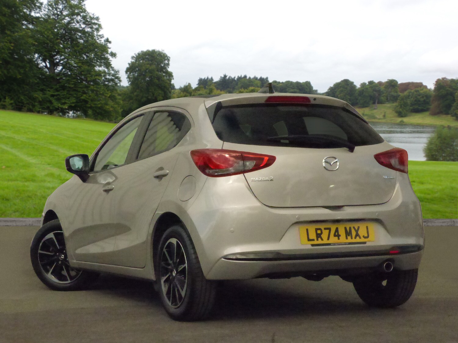 Used Mazda Mazda2 2024 for sale - 75975203: Photo 3