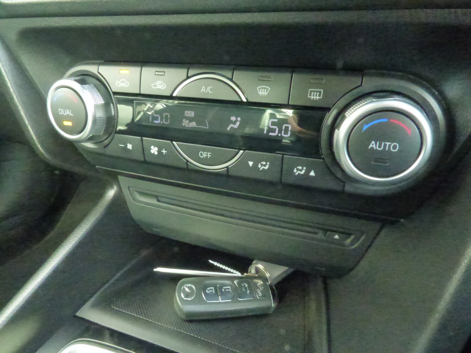 Used Mazda Mazda3 2018 for sale - 76077438: Photo 25