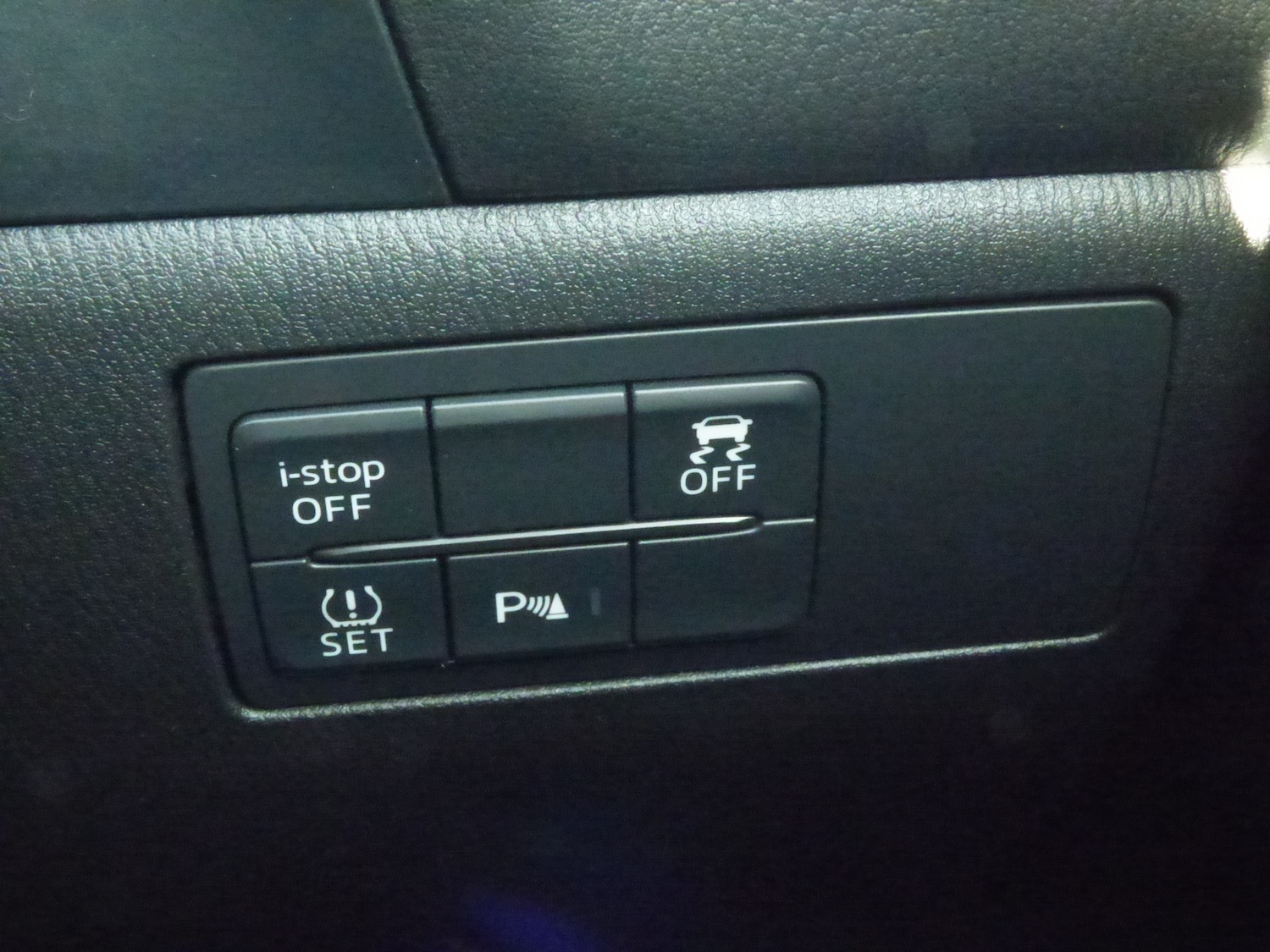 Used Mazda Mazda3 2018 for sale - 76077438: Photo 28