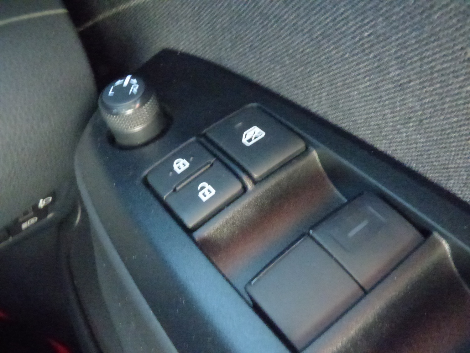 Used Mazda Mazda2 HYBRID 2023 for sale - 76133742: Photo 25