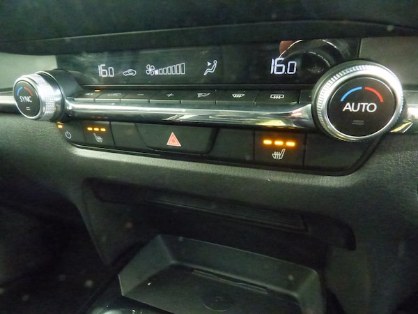 Used Mazda CX-30 2025 for sale - 76011200: Photo 24