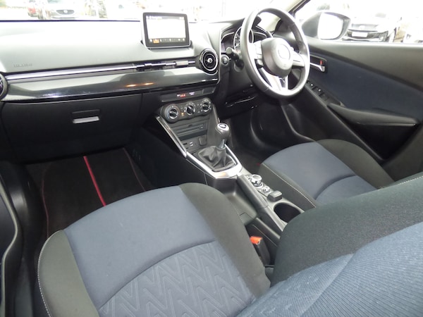 Used Mazda Mazda2 2015 for sale - 76341259: Photo 12