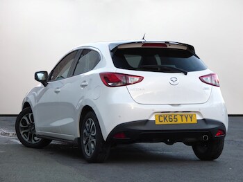 Used Mazda Mazda2 2015 for sale - 76341259: Photo 3