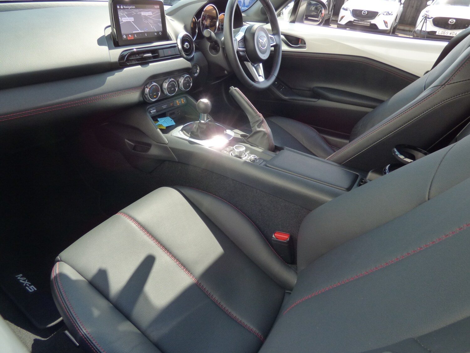 Used Mazda MX-5 2018 for sale - 76341257: Photo 14