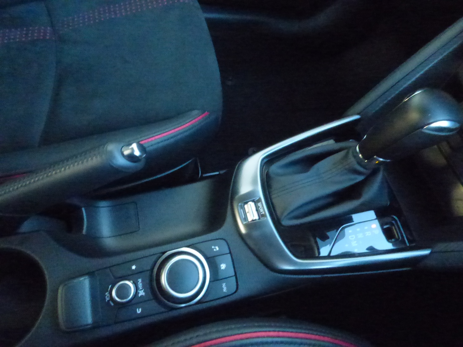Used Mazda Mazda2 2024 for sale - 75994413: Photo 21