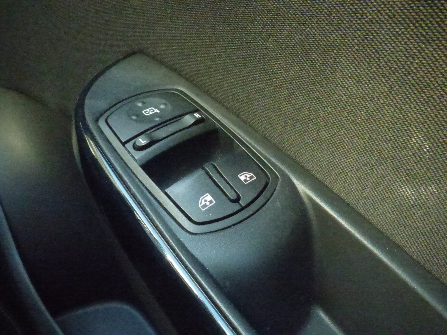 Used Vauxhall Corsa 2018 for sale - 76211374: Photo 18