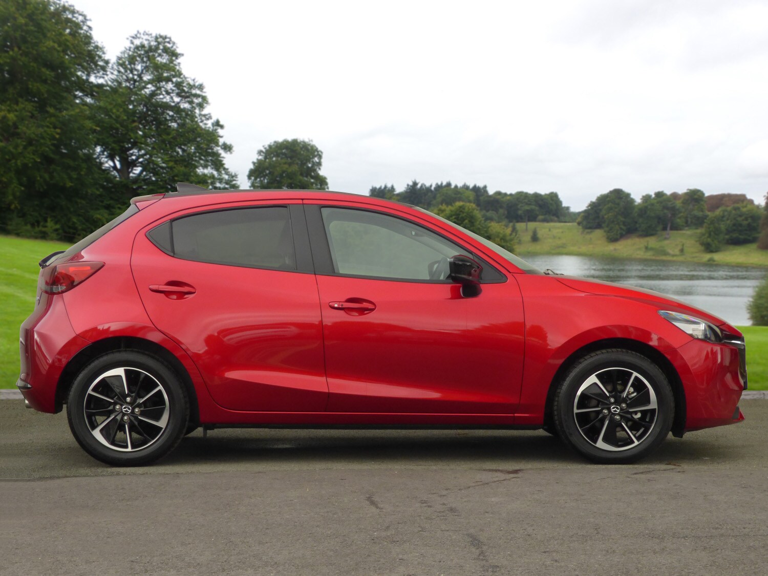 Used Mazda Mazda2 2024 for sale - 76341256: Photo 2