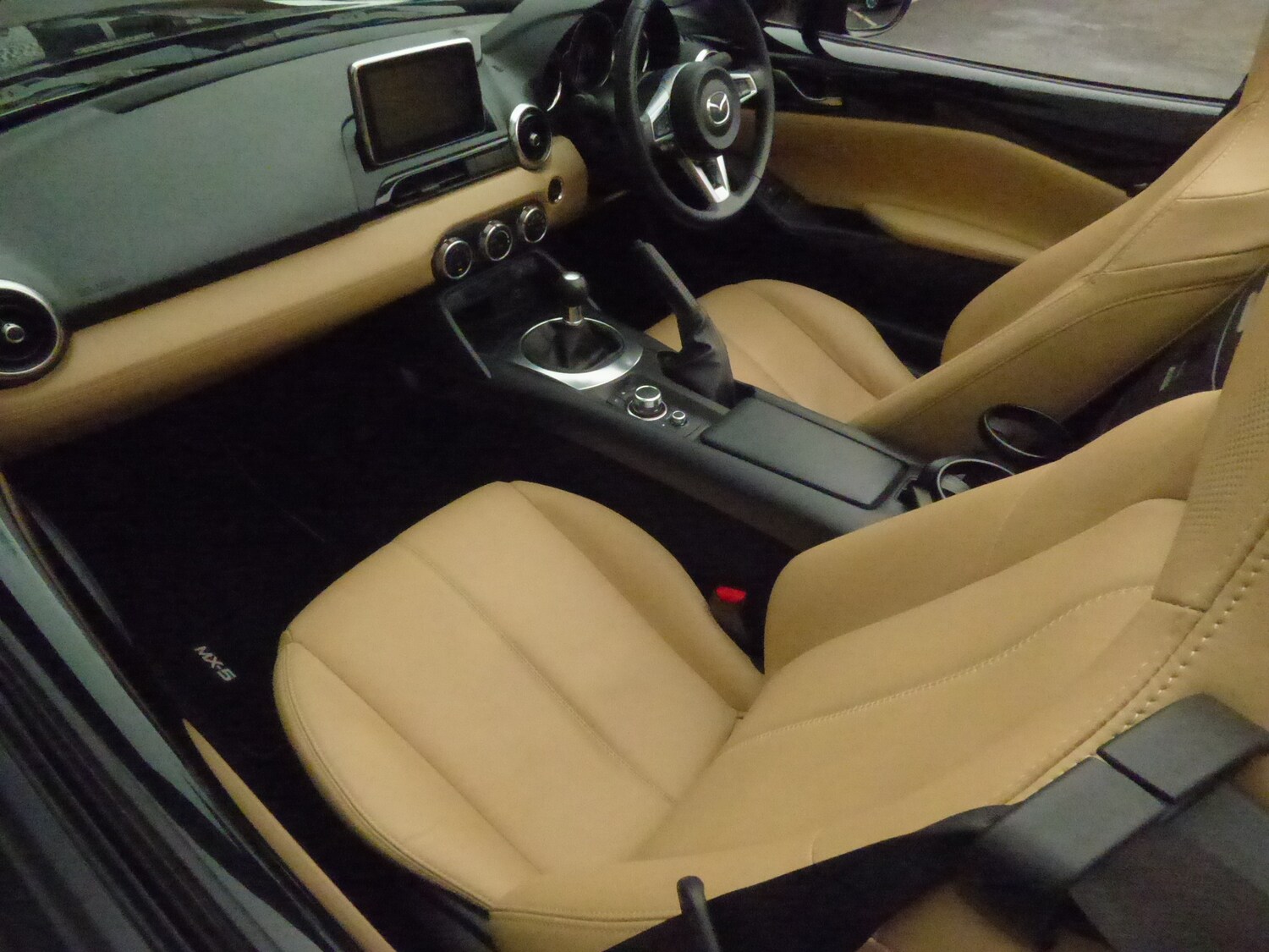 Used Mazda MX-5 2016 for sale - 76341255: Photo 13