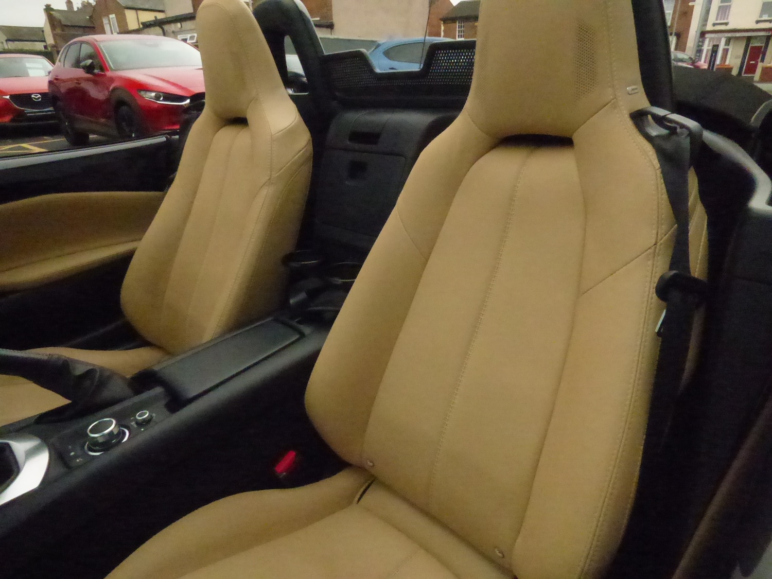 Used Mazda MX-5 2016 for sale - 76341255: Photo 9