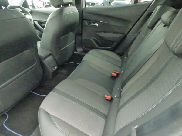 Used Peugeot 2008 2021 for sale - 75639377: Photo 13