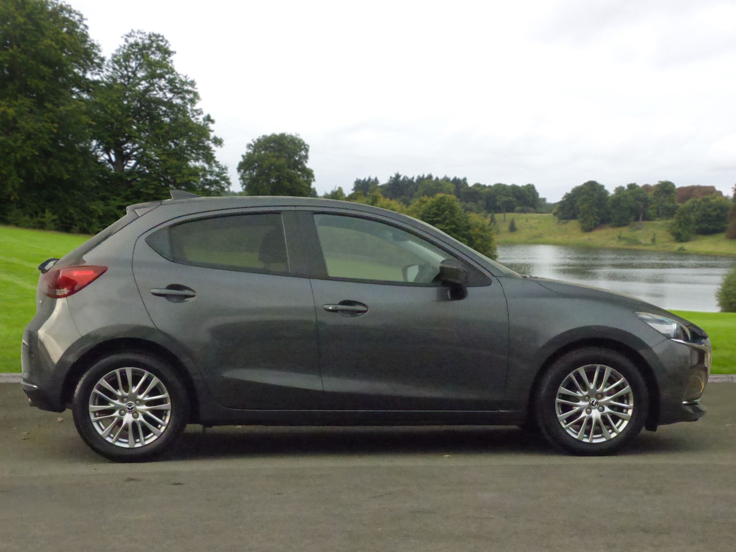 Used Mazda Mazda2 2021 for sale - 76194116: Photo 2