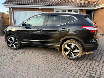 Used Nissan Qashqai 2017 for sale - 78460278: Photo