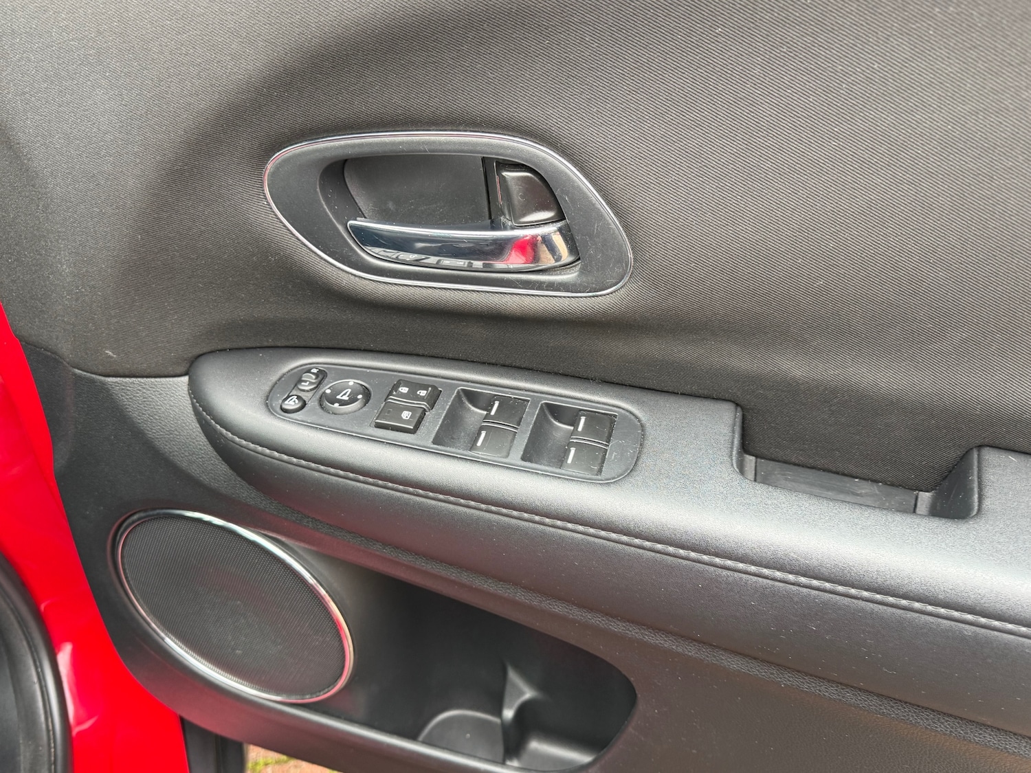 Used Honda HR-V 2015 for sale - 76497725: Photo 19