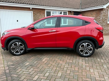 Used Honda HR-V 2015 for sale - 76497725: Photo