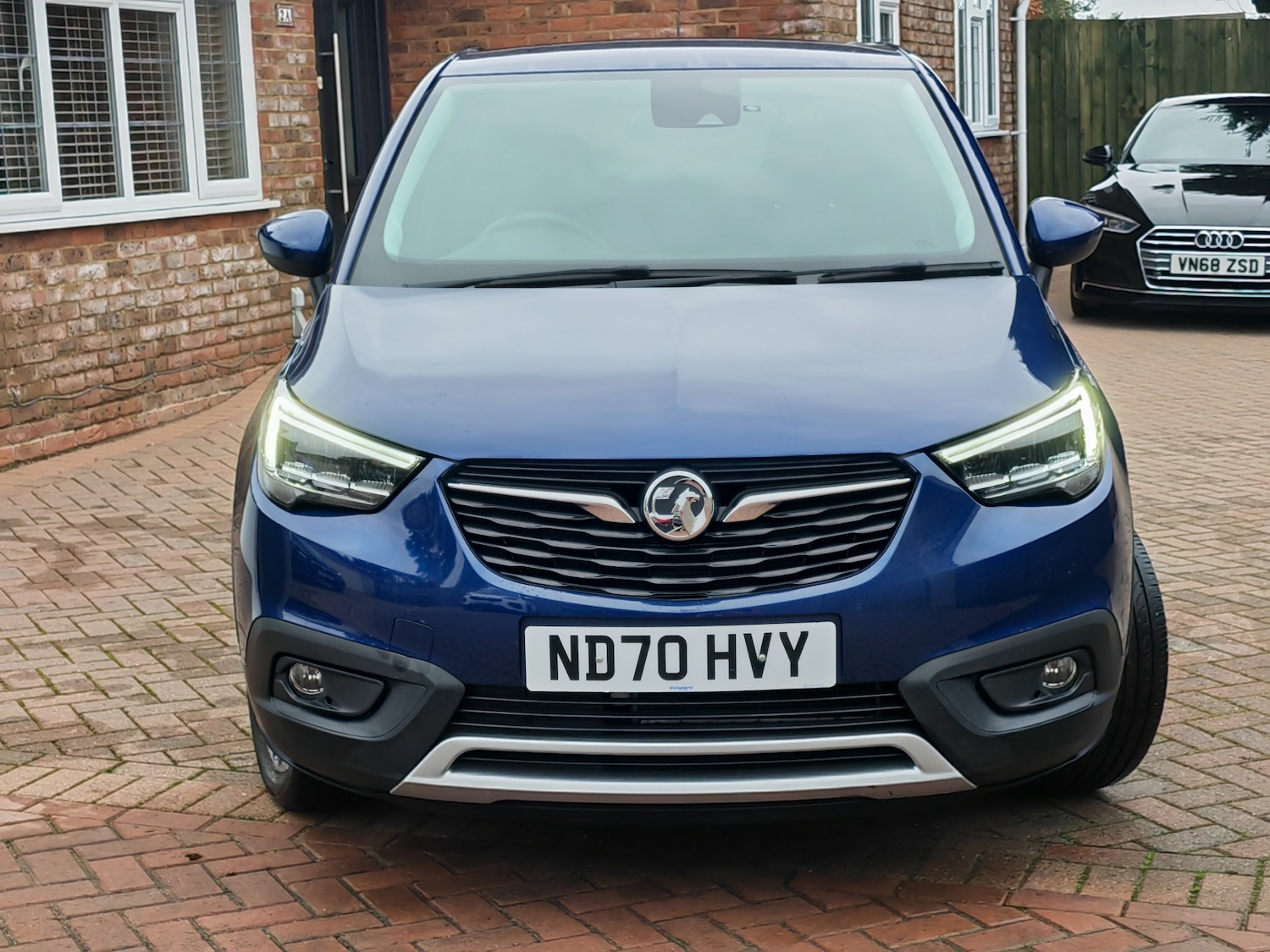 Used Vauxhall Crossland X 2020 for sale - 76510793: Photo 2