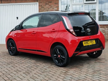Used Toyota AYGO 2017 for sale - 76305744: Photo