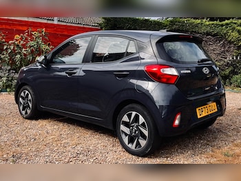 Used Hyundai i10 2024 for sale - 79296645: Photo