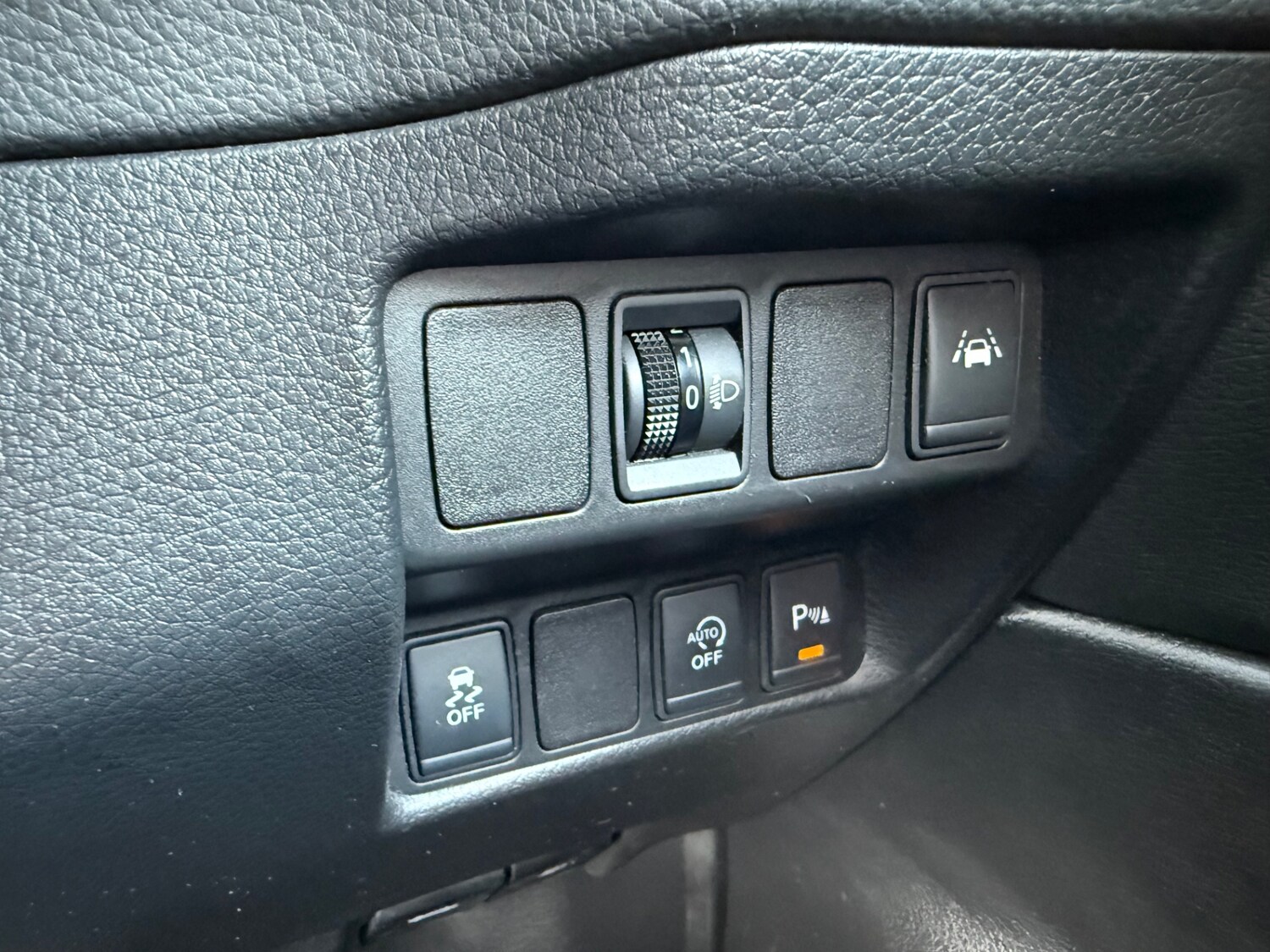 Used Nissan Qashqai 2016 for sale - 77760291: Photo 17