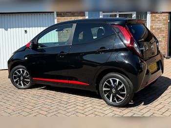 Used Toyota AYGO 2021 for sale - 79335979: Photo