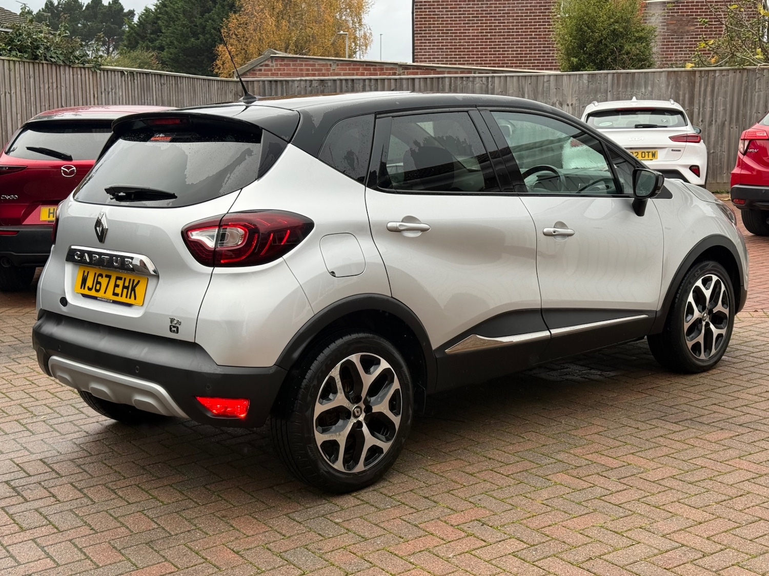 Used Renault Captur 2017 for sale - 76497710: Photo 6
