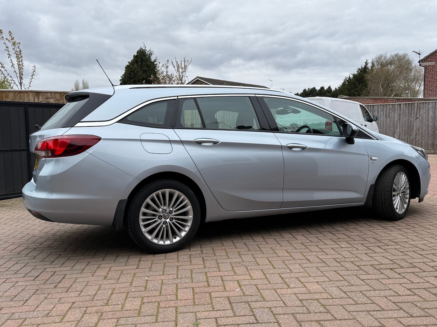 Used Vauxhall Astra 2017 for sale - 78099791: Photo 10