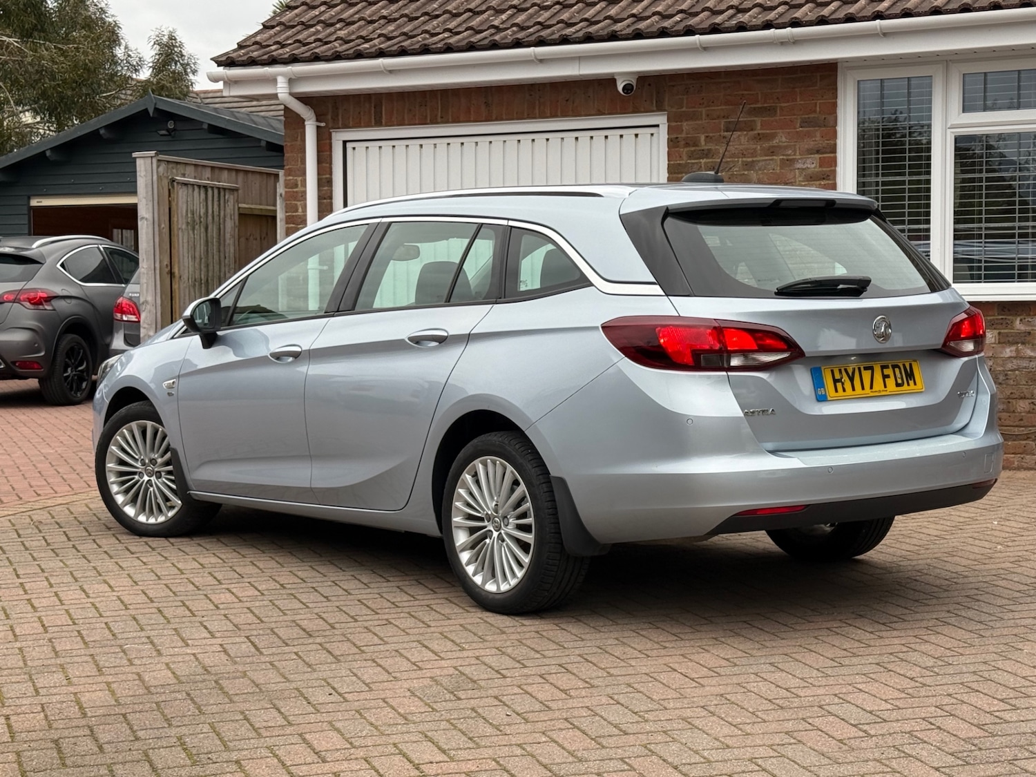 Used Vauxhall Astra 2017 for sale - 78099791: Photo 5
