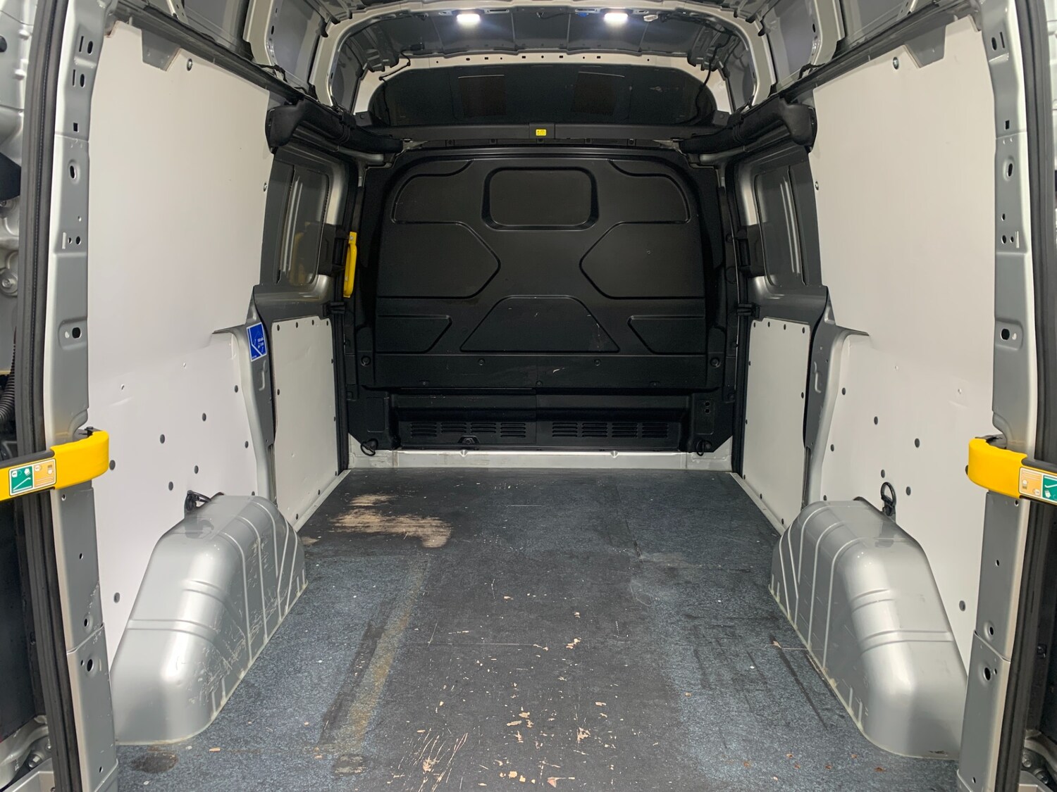 Used Ford Transit Custom 2020 for sale - 75908585: Photo 14