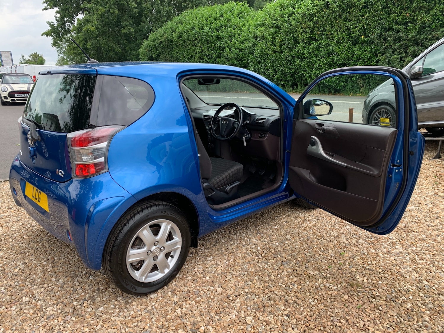 Used Toyota IQ 2010 for sale - 78014392: Photo 8