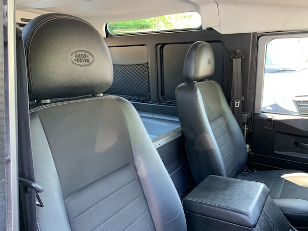 Used Land Rover Defender 2012 for sale - 74645886: Photo 16