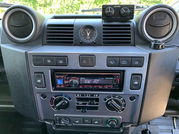 Used Land Rover Defender 2012 for sale - 74645886: Photo 18