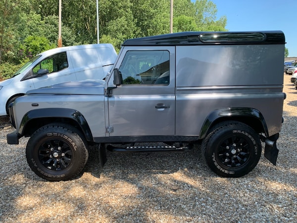 Used Land Rover Defender 2012 for sale - 74645886: Photo 2