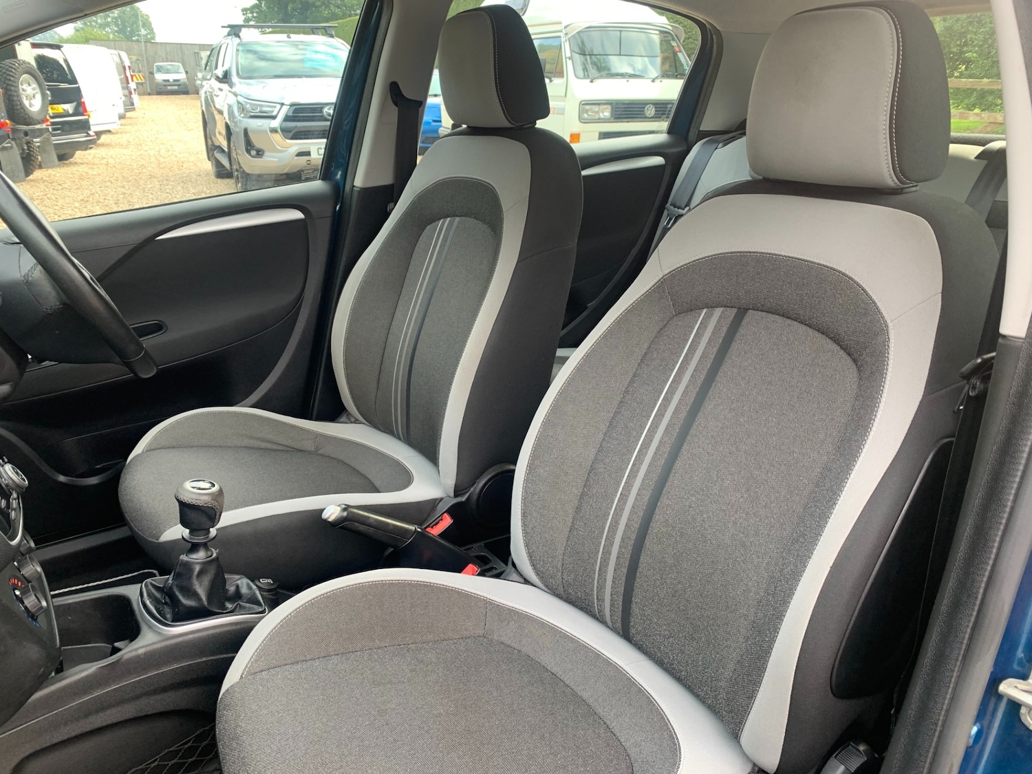 Used Fiat Punto 2012 for sale - 76063547: Photo 12