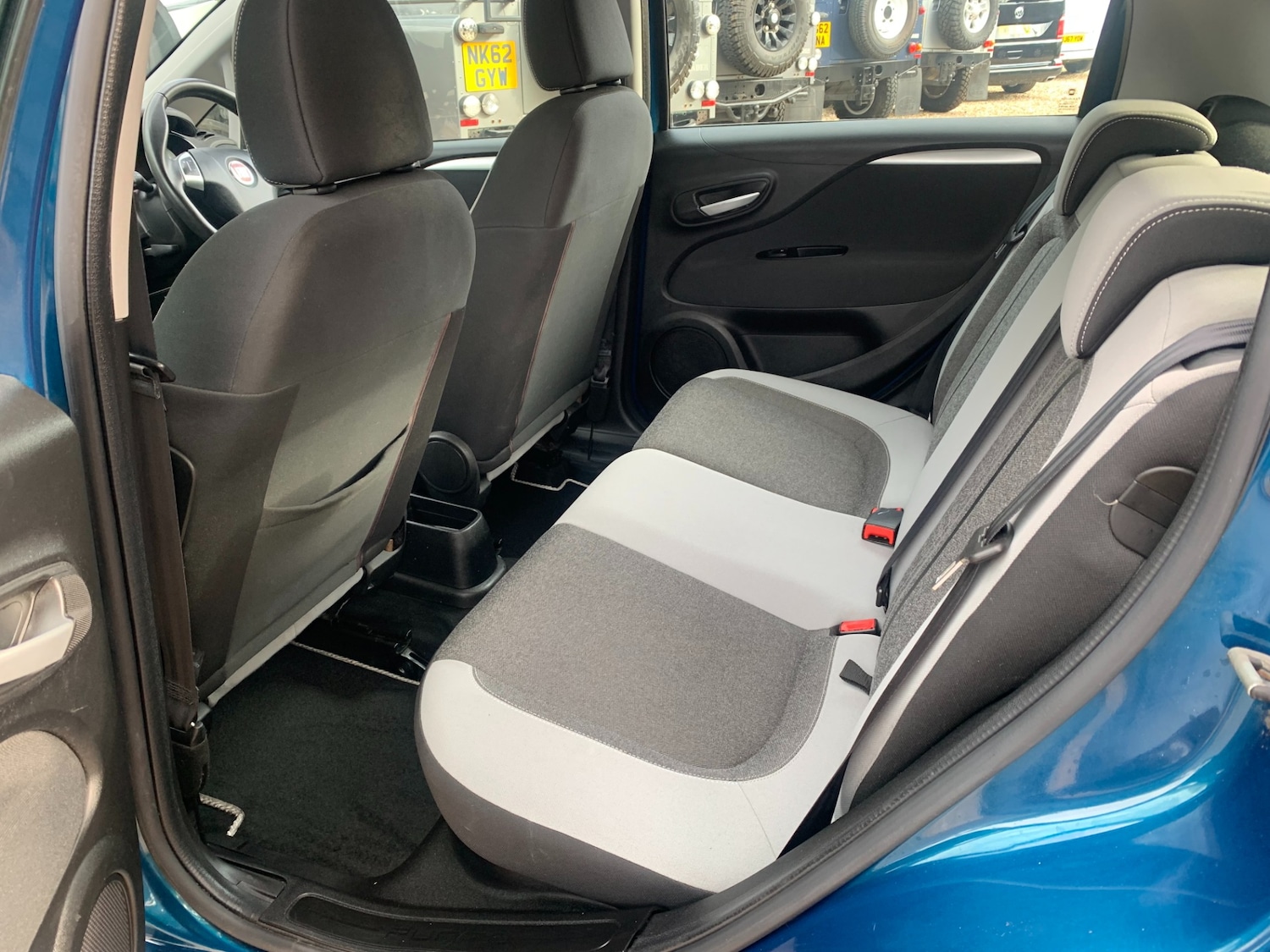 Used Fiat Punto 2012 for sale - 76063547: Photo 13