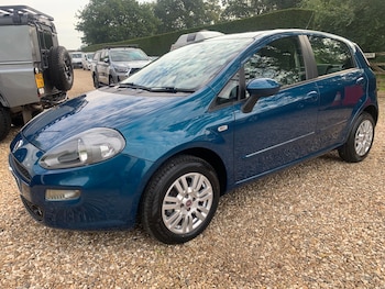 2012 (12) - 1.4 Easy 77 5 Speed Hatchback 5-Door