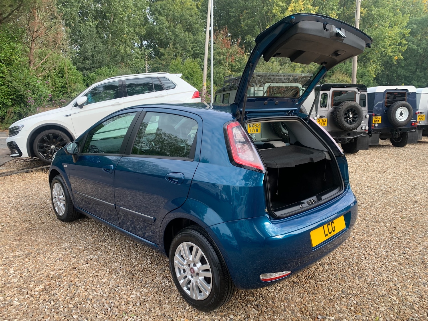 Used Fiat Punto 2012 for sale - 76063547: Photo 9