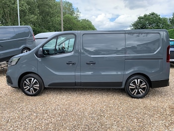 Used Renault Trafic 2023 for sale - 78716496: Photo