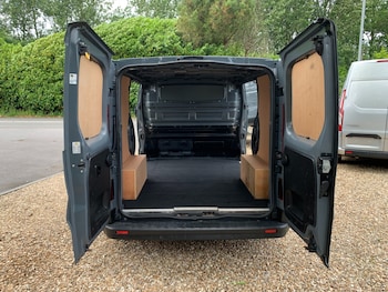 Used Renault Trafic 2023 for sale - 78716496: Photo