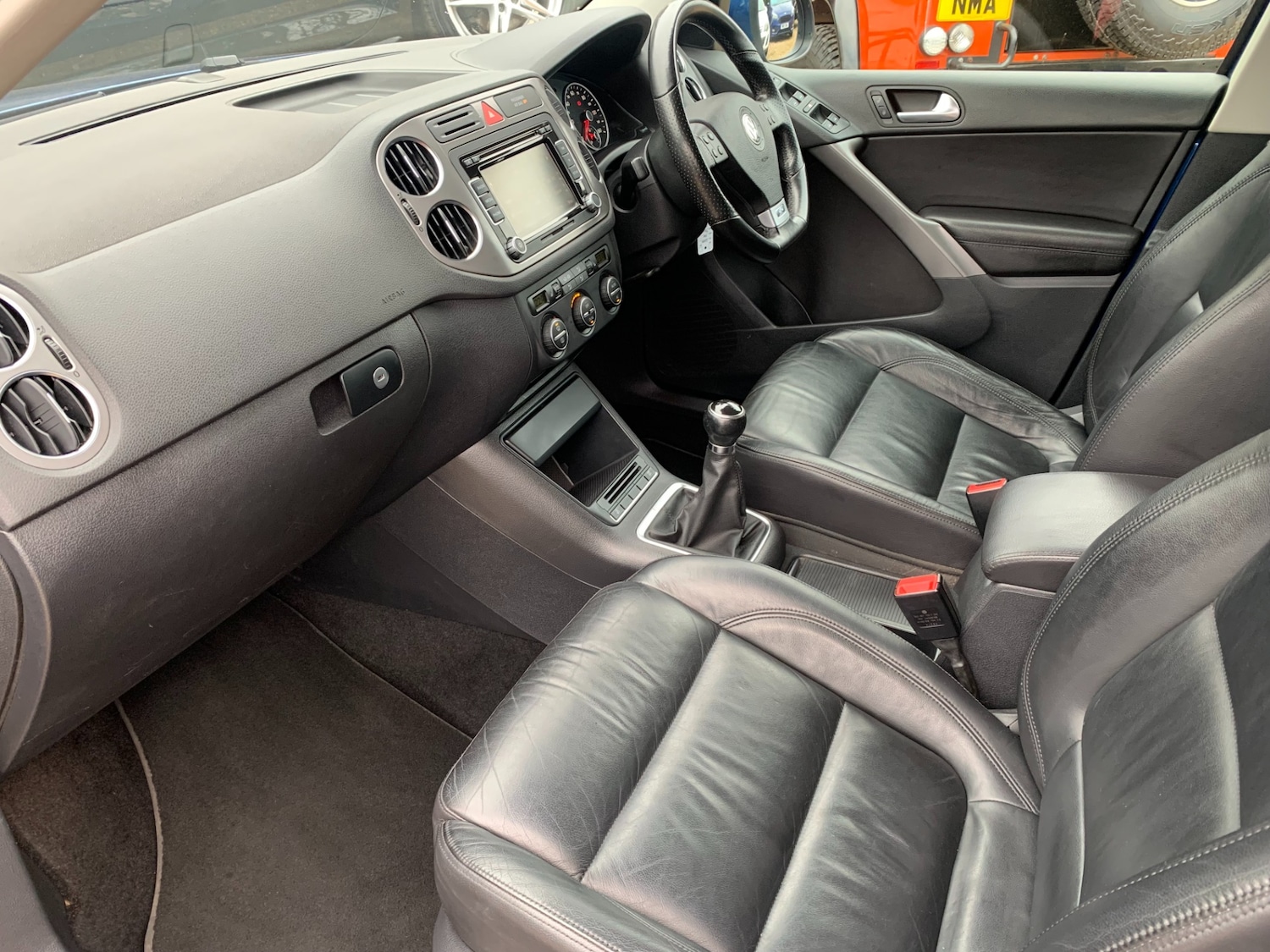 Used Volkswagen Tiguan 2009 for sale - 76818043: Photo 12