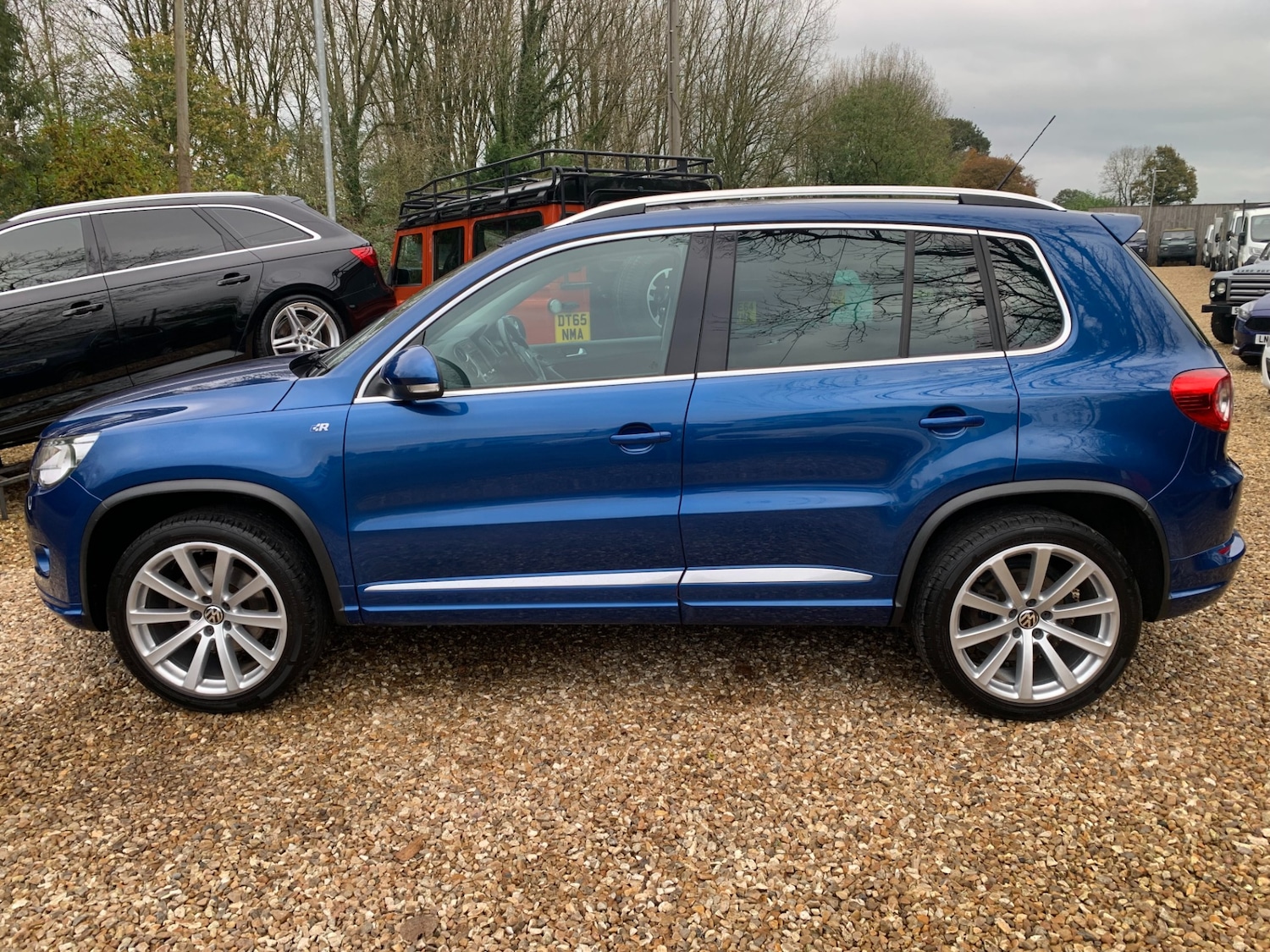 Used Volkswagen Tiguan 2009 for sale - 76818043: Photo 2