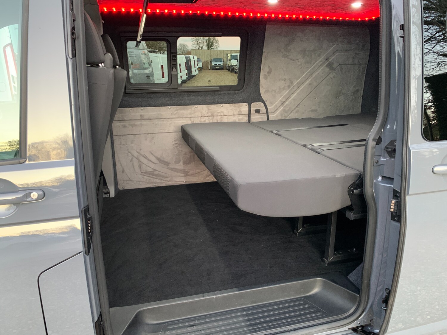 Used Volkswagen Transporter 2023 for sale - 76948668: Photo 28