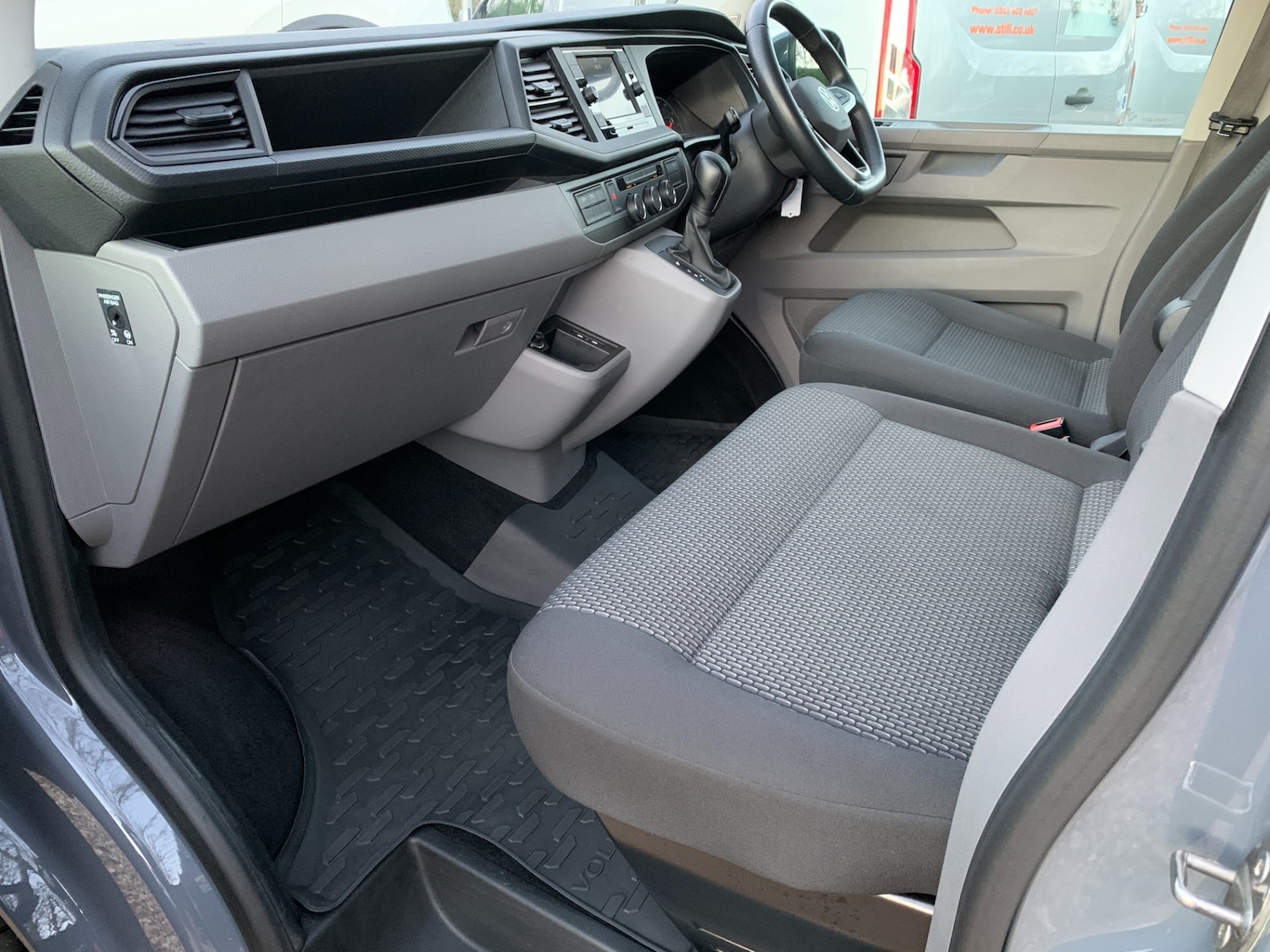 Used Volkswagen Transporter 2023 for sale - 76948668: Photo 35